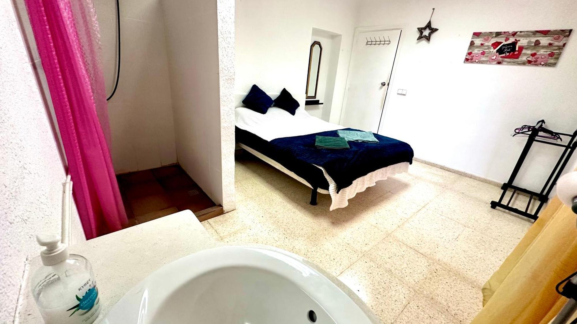 Las Habitaciones De Svetlana Alicante Exterior foto