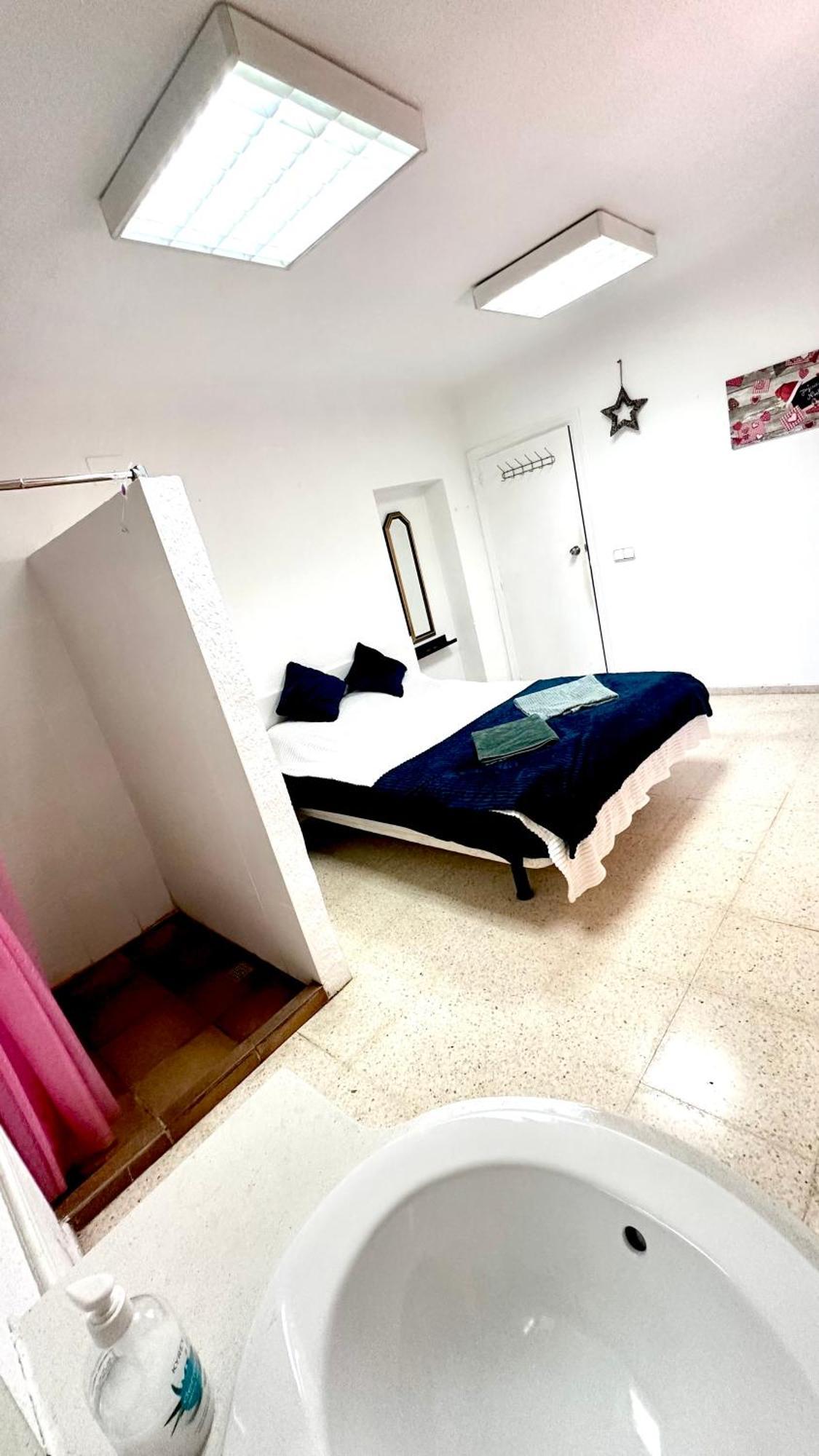Las Habitaciones De Svetlana Alicante Exterior foto